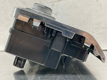 Load image into Gallery viewer, Temperature Controls  AUDI A8 2015 - NW656579

