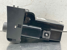 Load image into Gallery viewer, Temperature Controls Cadillac Seville 2001 - NW656470
