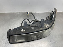 Load image into Gallery viewer, Headlight Lamp Assembly Cadillac Seville 2001 - NW656363
