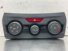 Load image into Gallery viewer, Temperature Controls Subaru Impreza 2017 - NW656239
