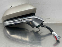 Load image into Gallery viewer, Side View Door Mirror Lincoln MKZ 2017 - NW656442

