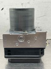 Load image into Gallery viewer, ABS Pump  PORSCHE BOXSTER 2007 - NW656986
