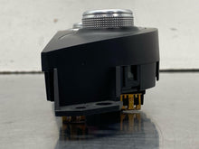 Load image into Gallery viewer, Temperature Controls Chevrolet Volt 2017 - NW657485
