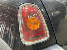 Load image into Gallery viewer, TAIL LAMP LIGHT - NW655661
