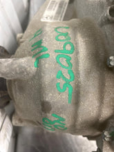 Load image into Gallery viewer, TRANSFER CASE Gl350 Gl450 Gl550 GL63 AMG GLE300 DCP GLE300d 14-19 - NW655338
