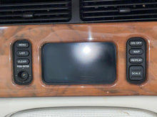 Load image into Gallery viewer, Display Screen Jaguar XK8 XKR 00 01 02 03 04 05 06 - NW658072
