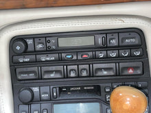 Load image into Gallery viewer, Temp Climate AC Heater Control Jaguar XK8 XJ8 XJ6 95 96 97 98 99 00 01 02 - 06 - NW658339
