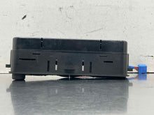 Load image into Gallery viewer, Temp Climate AC Heater Control Jaguar XK8 XJ8 XJ6 95 96 97 98 99 00 01 02 - 06 - NW658339
