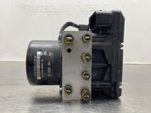 Load image into Gallery viewer, ABS PUMP Jaguar XJ8 XK8 2000 00 2001 01 2002 02 2003 03 - NW658398
