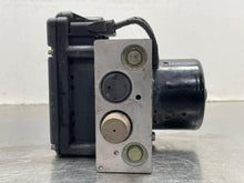 Load image into Gallery viewer, ABS PUMP Jaguar XJ8 XK8 2000 00 2001 01 2002 02 2003 03 - NW658398
