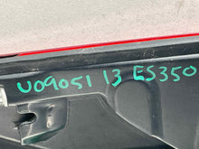 Load image into Gallery viewer, OUTER TAIL LIGHT LAMP ES300H ES350 2013 13 2014 14 2015 15 Right - NW658130
