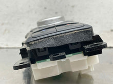 Load image into Gallery viewer, FRONT TEMPERATURE CONTROLS Nissan Pathfinder 13 14 15 16 17 - NW658338
