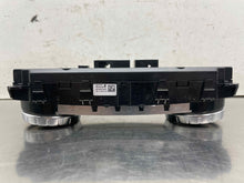 Load image into Gallery viewer, Temperature Controls Mercedes-Benz SL500 2016 - NW658911
