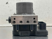 Load image into Gallery viewer, ABS Pump Mercedes-Benz SL500 2016 - NW658541
