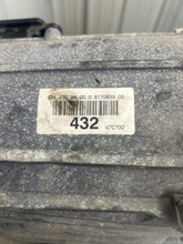 Load image into Gallery viewer, TRANSMISSION E250 Van CLS400 CLS550 E300 E350 E400 15-16 RWD VIN D - NW658817
