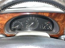 Load image into Gallery viewer, SPEEDOMETER CLUSTER Saab 9-3 2002 02 2003 03 Auto - NW658955
