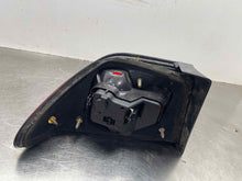 Load image into Gallery viewer, OUTER TAIL LIGHT LAMP Saab 9-3 99 00 01 02 03 Right - NW658665

