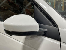 Load image into Gallery viewer, SIDE VIEW DOOR MIRROR 2015 15 2016 16 2017 17 Right - NW658569
