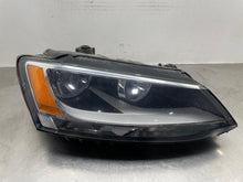 Load image into Gallery viewer, HEADLIGHT LAMP ASSEMBLY Volkswagen Jetta 11 12 13 14 15 16 Right - NW660106
