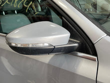 Load image into Gallery viewer, SIDE VIEW MIRROR Jetta 2011 11 2012 12 2013 13 Right - NW659783
