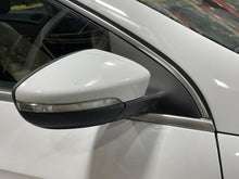 Load image into Gallery viewer, DOOR MIRROR POWER REMOTE Volkswagen CC 2013 13 2014 14 Right - NW660220
