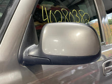 Load image into Gallery viewer, SIDE VIEW MIRROR Suburban Yukon Tahoe 2000 00 2001 01 2002 02 Left - NW661405
