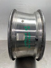Load image into Gallery viewer, Wheel Rim GMC Yukon 2002 - NW661362
