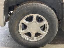 Load image into Gallery viewer, Wheel Rim GMC Yukon 2002 - NW661362

