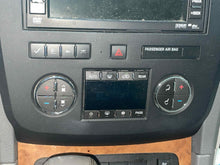 Load image into Gallery viewer, FRONT TEMPERATURE CONTROLS Enclave Traverse 08 09 10 11 12 - NW661315

