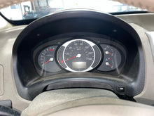 Load image into Gallery viewer, SPEEDOMETER CLUSTER Hyundai Tucson 2005 05 2006 06 - NW661492
