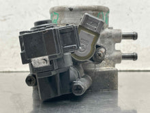 Load image into Gallery viewer, THROTTLE BODY Sportage Tucson 2005 05 2006 06 07 08 09 - NW661112
