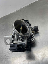 Load image into Gallery viewer, THROTTLE BODY BMW 323I 528I 328I Z3 1995 96 97 98 99 00 - NW661880
