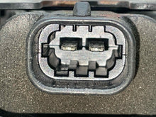 Load image into Gallery viewer, Alternator Chevrolet Impala 2017 - NW661545
