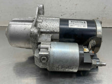 Load image into Gallery viewer, [INVENTORYCAR_YEAR_MAKE_MODEL] STARTER MOTOR - NW661998
