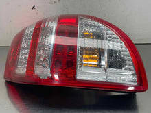 Load image into Gallery viewer, TAIL LIGHT LAMP ASSEMBLY Toyota Rav4 09 10 11 12 Right - NW662002
