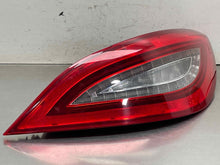 Load image into Gallery viewer, TAIL LIGHT LAMP ASSEMBLY CLS550 CLS63 12 13 14 Right - NW662372
