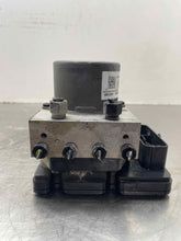 Load image into Gallery viewer, ABS Pump Kia Soul 2020 - NW662285
