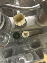 Load image into Gallery viewer, ENGINE MOTOR CT200H Prius Prius V 10-18 1.8L VIN N/DU/DP/EU/D - NW662786
