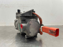 Load image into Gallery viewer, AC A/C AIR CONDITIONING COMPRESSOR CT200H Prius Prius V 11-18 - NW662690

