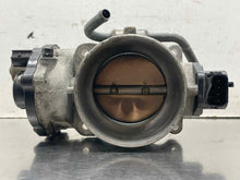 Load image into Gallery viewer, THROTTLE BODY Thunderbird Lincoln LS 2003 03 2004 04 2005 05 2006 06 - NW662972
