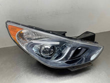 Load image into Gallery viewer, HEADLIGHT LAMP ASSEMBLY Sonata Sonata Hybrid 11 12 13 14 15 Right - NW663754

