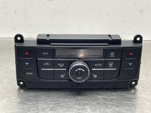 Load image into Gallery viewer, FRONT TEMPERATURE CONTROLS Jeep Grand Cherokee 11 12 13 - NW663905
