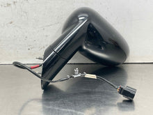 Load image into Gallery viewer, Side View Door Mirror Pontiac Solstice 2006 - NW664106
