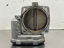 Load image into Gallery viewer, THROTTLE BODY Porsche Cayenne 2004 04 2005 05 2006 06 - NW664289
