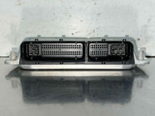 Load image into Gallery viewer, ECU ECM COMPUTER Porsche Cayenne 2005 05 2006 06 - NW664111
