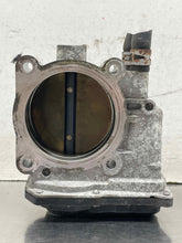 Load image into Gallery viewer, THROTTLE BODY Camry Highlander Rav 4 Avalon 05 06 - 10 - NW664418
