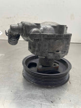 Load image into Gallery viewer, POWER STEERING PUMP Cayenne Panamera 11 12 13 14 15 16 17 18 - NW664647
