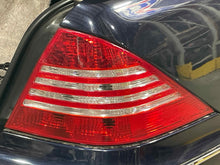 Load image into Gallery viewer, TAIL LIGHT LAMP ASSEMBLY S350 S430 S500 S55 S600 S65 SL500 03-06 Right - NW665323
