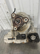 Load image into Gallery viewer, TRANSFER CASE 535i 535i Gt 550i 550i Gt 750 HYBRID 750i 750il B7 10-12 - NW665196
