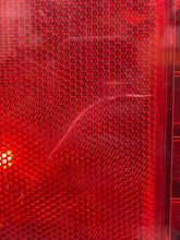Load image into Gallery viewer, TAIL LIGHT LAMP ASSEMBLY Escalade Escalade ESV 2007-2014 Left - NW666355
